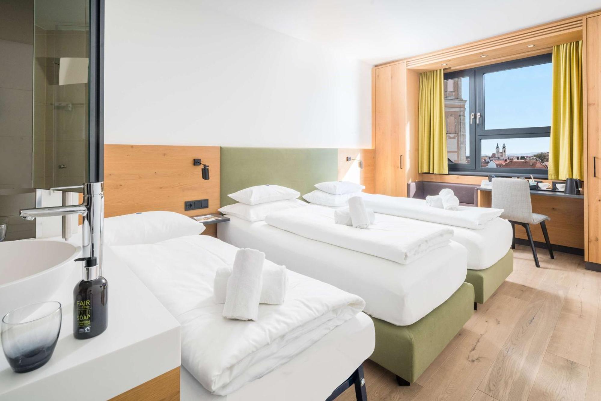 ไดมอนด์ ซิตี้ โฮเทล ทูลน์ Hotel Tulln An Der Donau ภายนอก รูปภาพ