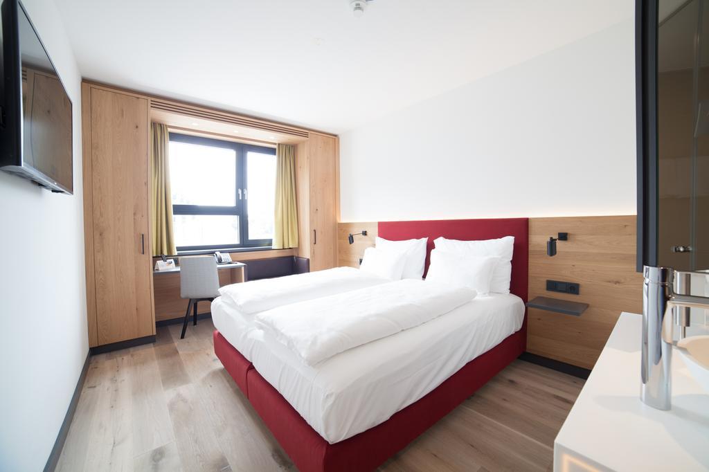 ไดมอนด์ ซิตี้ โฮเทล ทูลน์ Hotel Tulln An Der Donau ภายนอก รูปภาพ